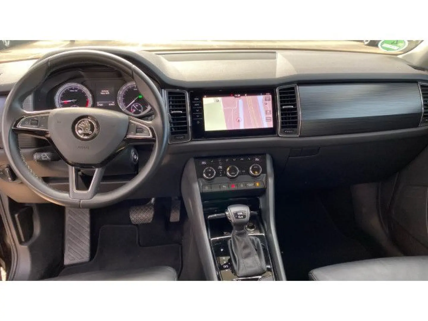 Kodiaq 2.0 TDI 4x4 DSG Soleil STANDHZ LEDER 19