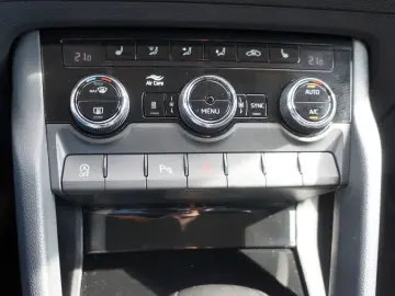 Kodiaq Soleil 4x4 DSG STDHZ KAMERA PDC LED