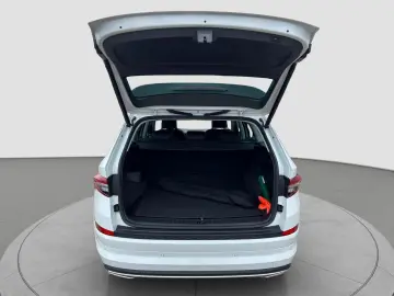 Kodiaq L&K 4x4 AHK KESSY APP-CAR ACC MATRIX VIRT