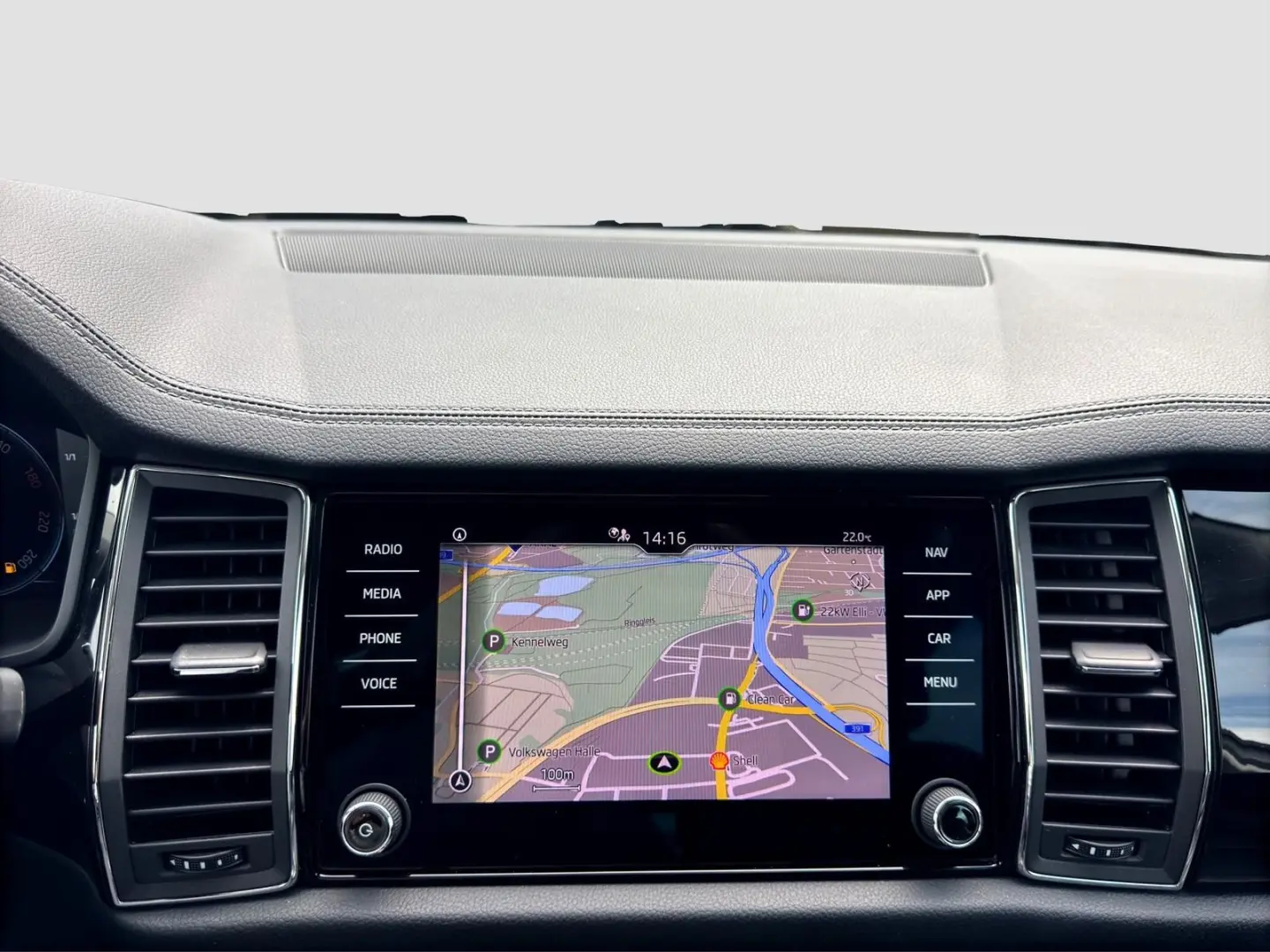 Kodiaq L&K 4x4 AHK KESSY APP-CAR ACC MATRIX VIRT