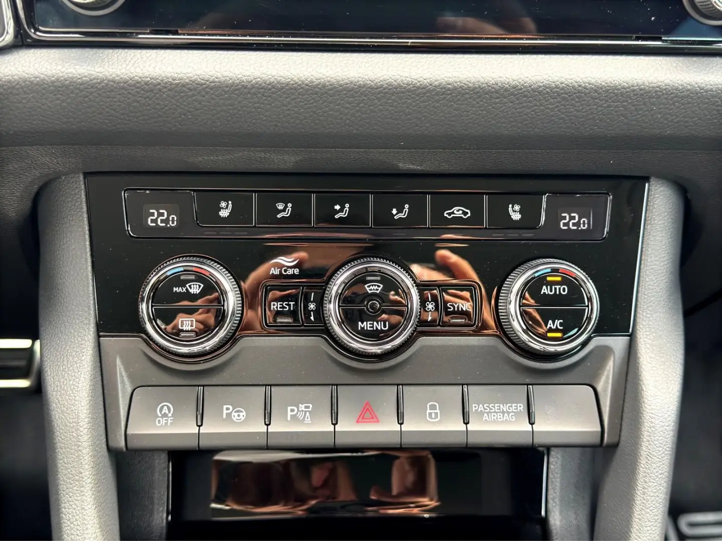 Kodiaq L&K 4x4 AHK KESSY APP-CAR ACC MATRIX VIRT