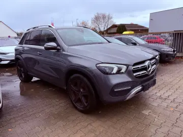GLE 350e 4Matic 1.Hand Alcantara 8-fach Bereift