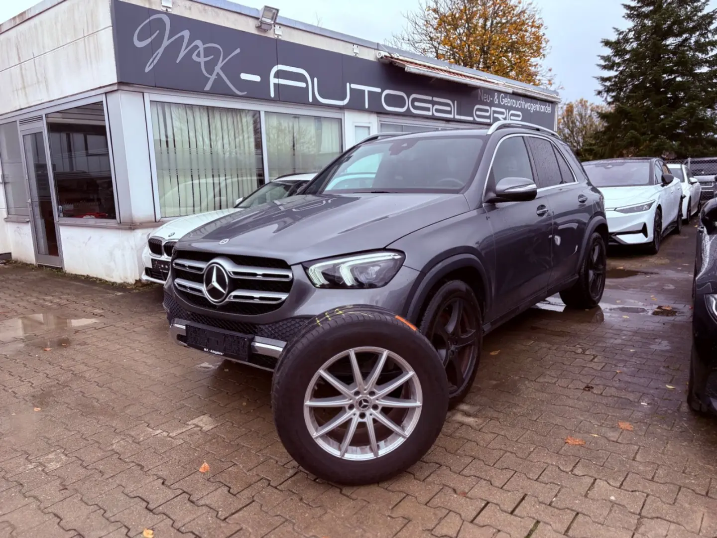 GLE 350e 4Matic 1.Hand Alcantara 8-fach Bereift