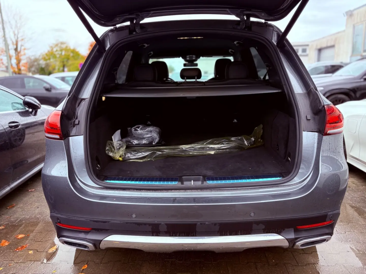 GLE 350e 4Matic 1.Hand Alcantara 8-fach Bereift