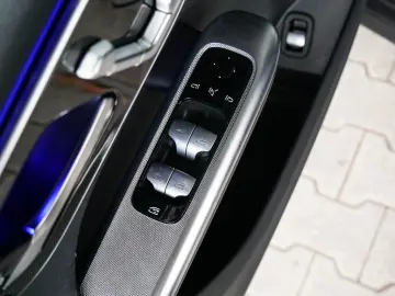 GLC 200 4M AVANTGARDE LED NAVI KEYL KAM PTS