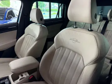 Kodiaq 2.0 TSI  Laurin&Klement  4x4 DSG PANO AHK