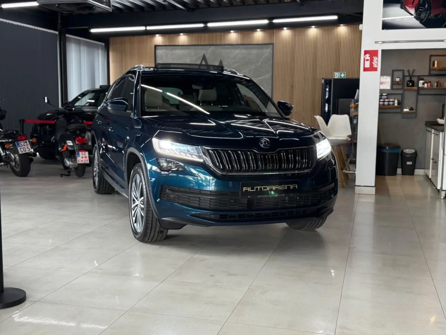 Kodiaq 2.0 TSI  Laurin&Klement  4x4 DSG PANO AHK