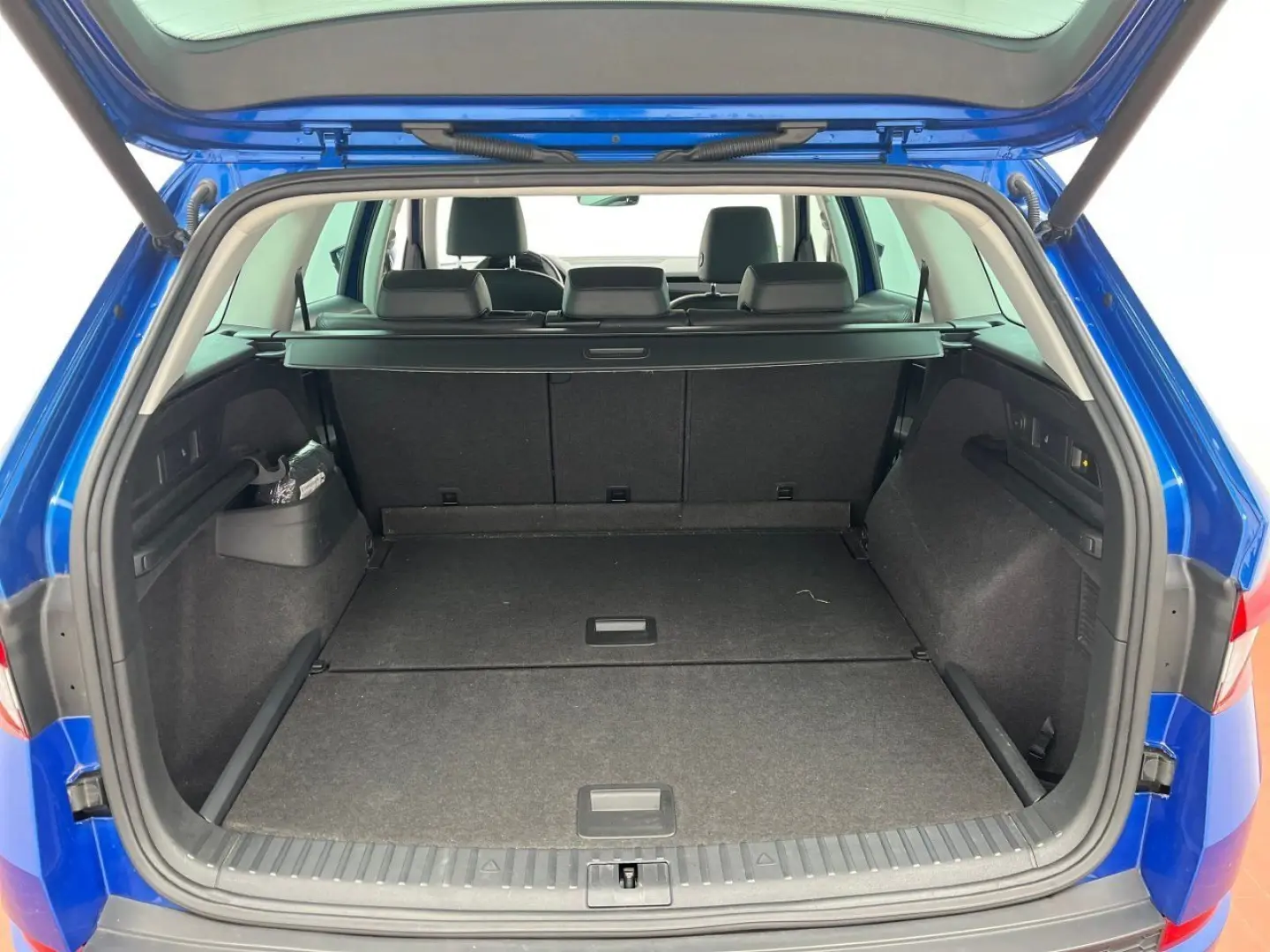 Kodiaq 2.0 TSI L&K 4x4 360  AHK StHz ACC El.Heck