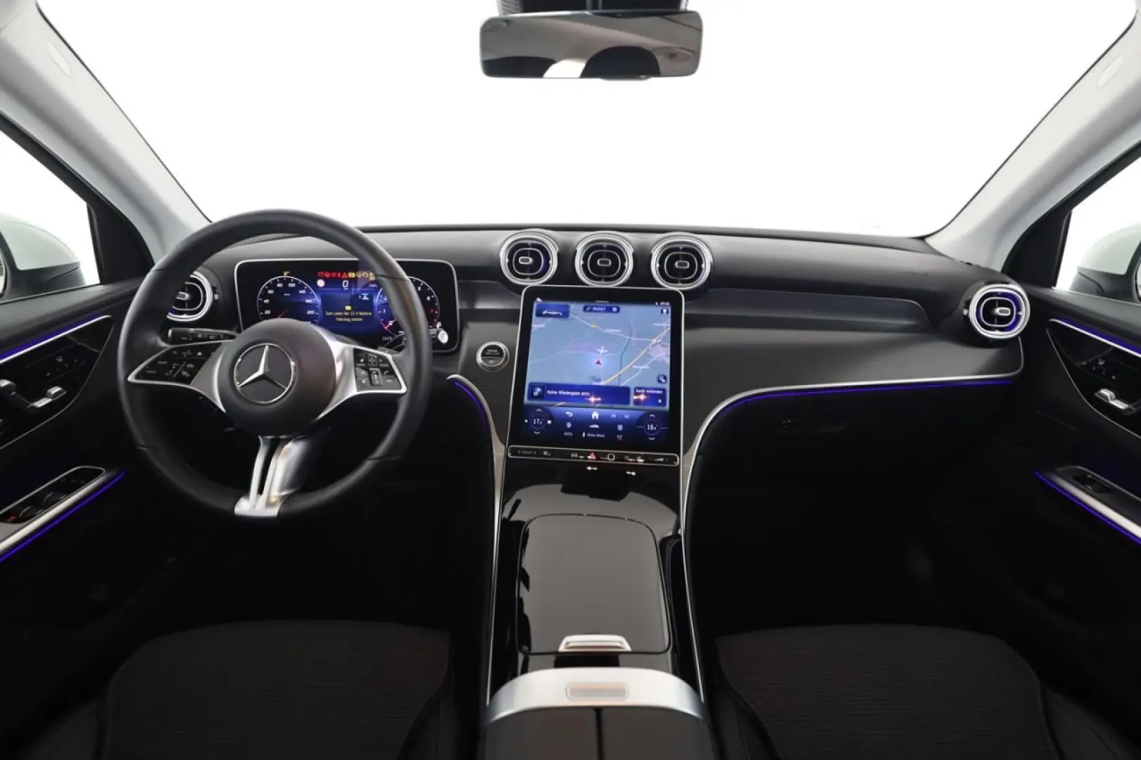 GLC 200 4M Avantgarde Pano Memory LED MBUX 360