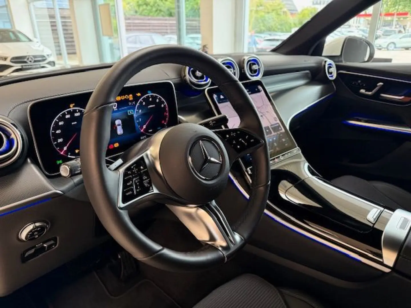 GLC 200 4M Avantgarde Memory LED MANUFAKTUR Lack