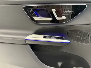 GLC 200 4M Avantgarde Memory LED MANUFAKTUR Lack