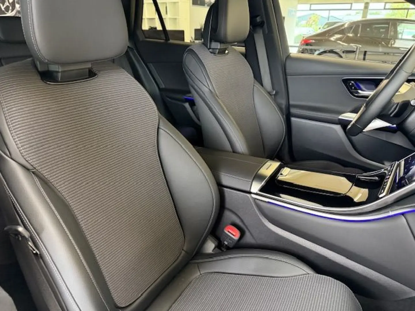 GLC 200 4M Avantgarde Memory LED MANUFAKTUR Lack