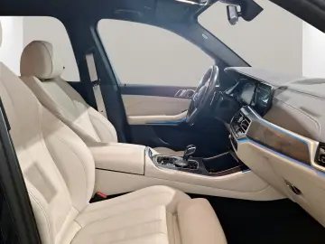 X5 xDrive45e M Sport AHK LiveCockpitProf Kamera