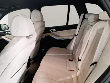 X5 xDrive45e M Sport AHK LiveCockpitProf Kamera