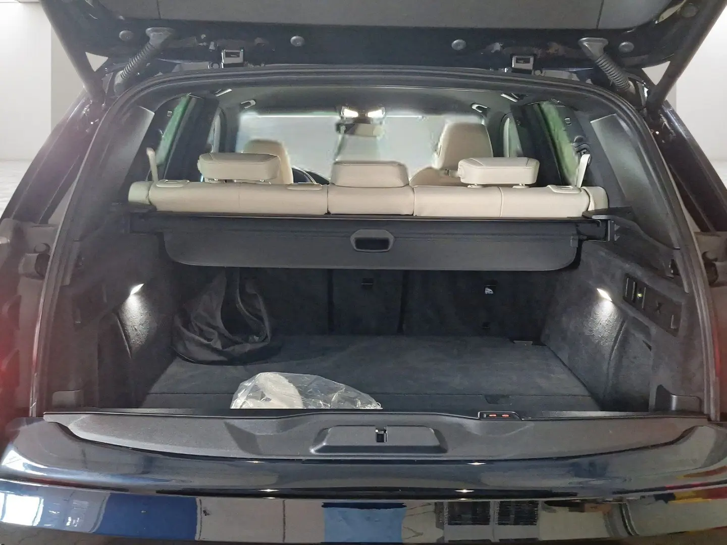 X5 xDrive45e M Sport AHK LiveCockpitProf Kamera