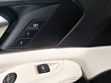 X5 xDrive45e M Sport AHK LiveCockpitProf Kamera