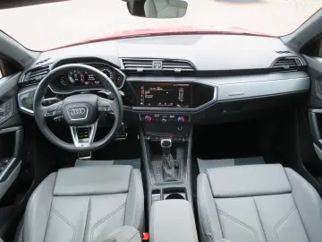 Q3 35  2.0 TDI quattro S line Standhzg LED ACC