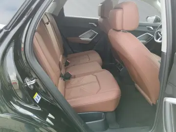 Q3 Sportback S line 40 TDI quattro S tronic AHK