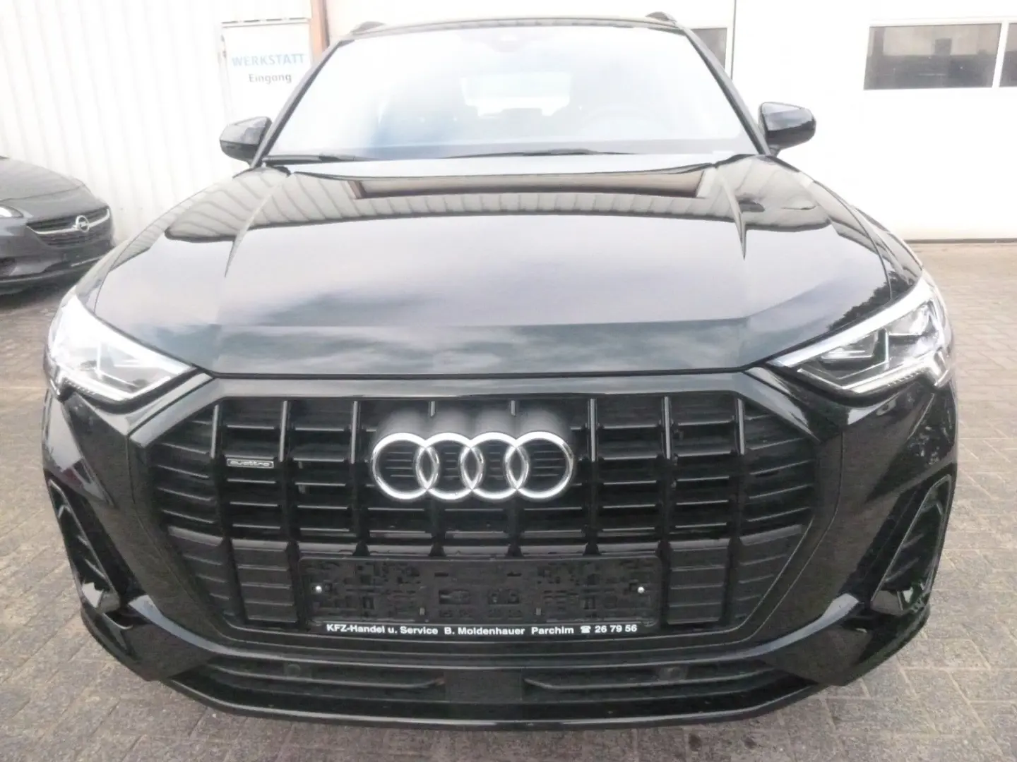 Q3 40 TDI quattro S line Black Autom. Navi LED