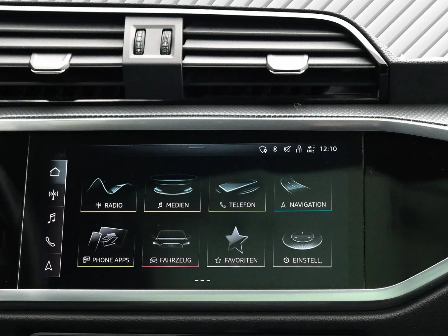 Q3 40 TDI quattro advanced PANO ACC AHK RFK LED