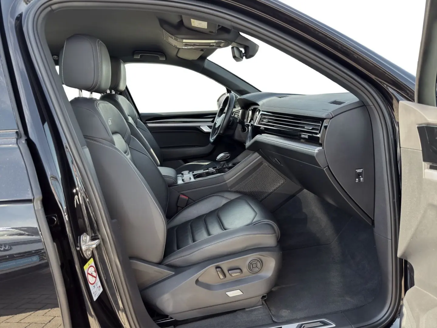 Touareg 3.0 TDI R-LINE BLACKSTYLE LM21 AIR MATRI