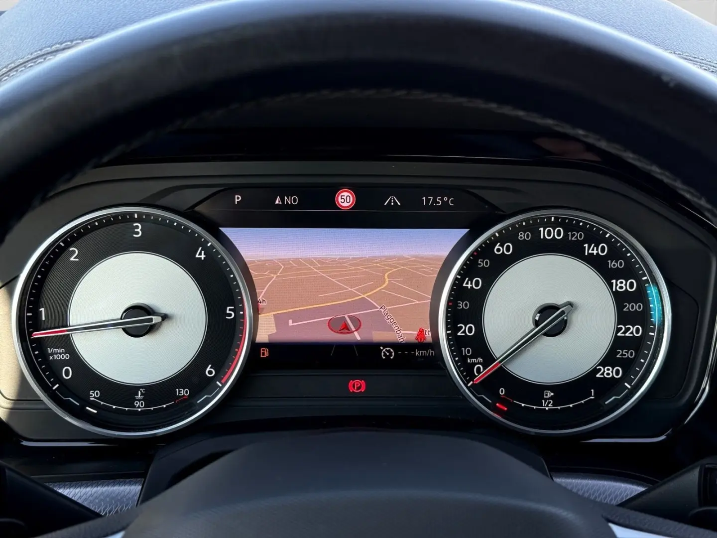 Touareg 3.0 TDI R-LINE BLACKSTYLE LM21 AIR MATRI