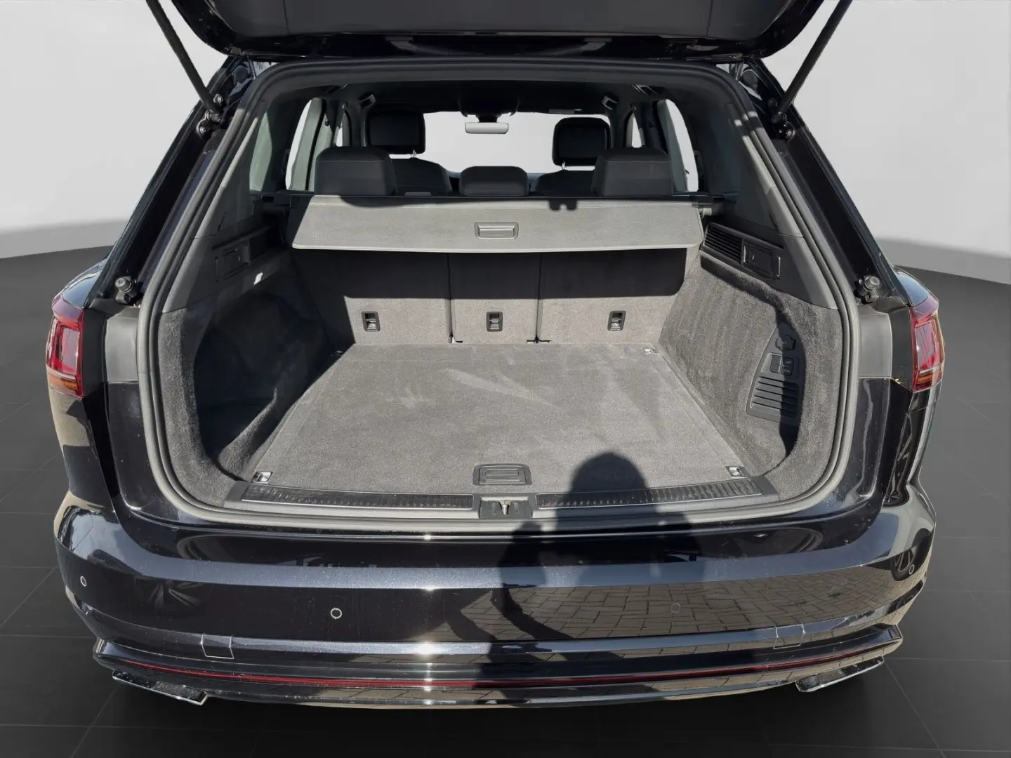 Touareg 3.0 TDI R-LINE BLACKSTYLE LM21 AIR MATRI