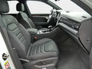 Touareg R-Line 3.0 TDI 19Z Leder RFK LED ACC DAB