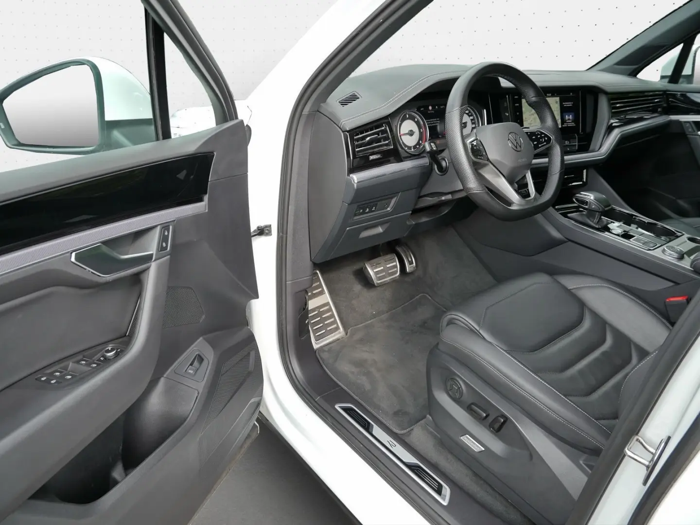 Touareg R-Line 3.0 TDI 19Z Leder RFK LED ACC DAB