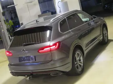 Touareg 3.0 V6TDI SCR 4Mot DPF Aut. R-Line Leder