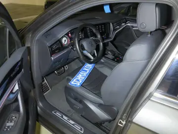 Touareg 3.0 V6TDI SCR 4Mot DPF Aut. R-Line Leder