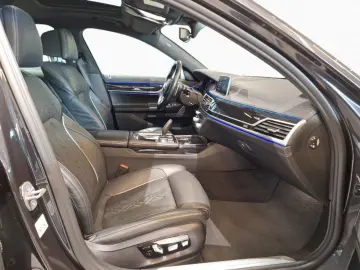 730d xDrive DA Prof ACC HUD StdHzg KomfSz Glasd.