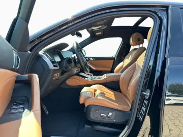 X6 xDr 30d M Sport HUD RFK Pano Laser Iconic 22