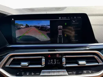 X6 xDr 30d M Sport HUD RFK Pano Laser Iconic 22