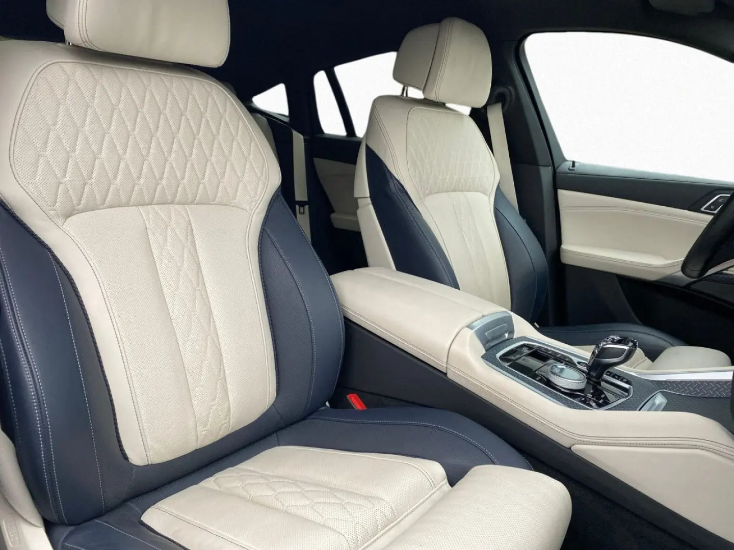 X6 xDr.40d M Sport 22  Skylounge AHK H K PA  HUD