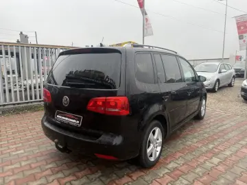 Volkswagen Touran 2011 1.4L Benzină