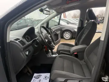 Volkswagen Touran 2011 1.4L Benzină