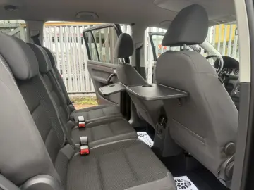 Volkswagen Touran 2011 1.4L Benzină