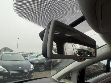 Volkswagen Touran 2011 1.4L Benzină