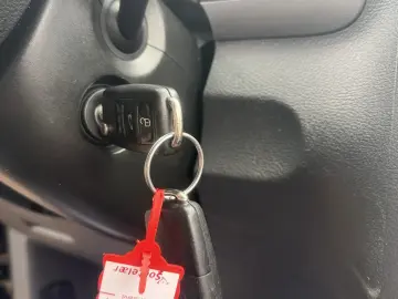 Volkswagen Touran 2011 1.4L Benzină