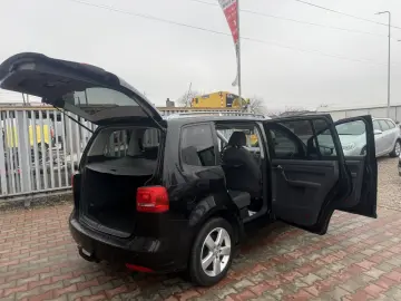 Volkswagen Touran 2011 1.4L Benzină