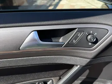 Volkswagen Golf 7 2014 1.2L Benzină