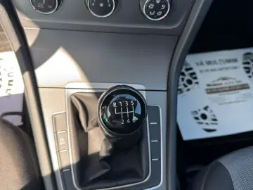 Volkswagen Golf 7 2014 1.2L Benzină