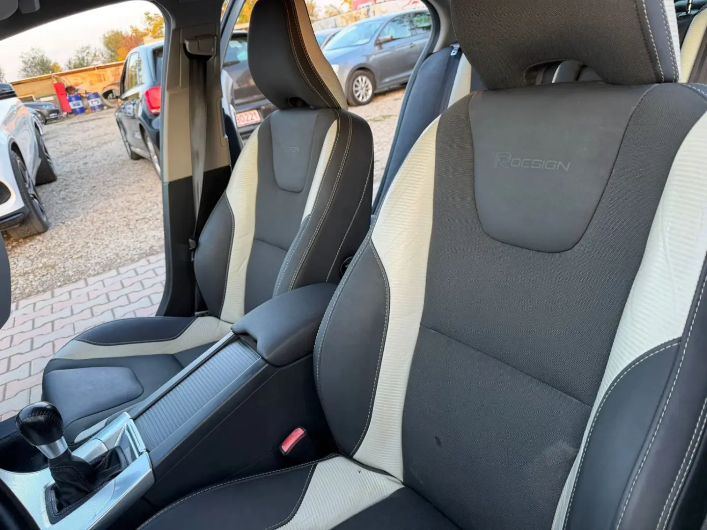 Volvo S60 2012 1.6L Benzină