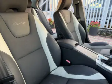 Volvo S60 2012 1.6L Benzină