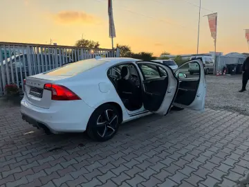 Volvo S60 2012 1.6L Benzină