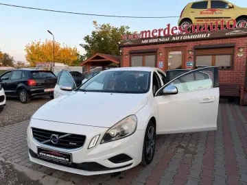 Volvo S60 2012 1.6L Benzină