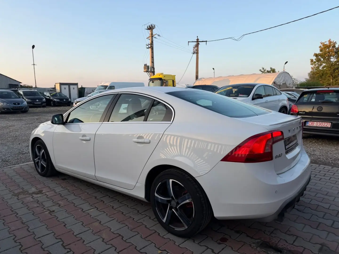 Volvo S60 2012 1.6L Benzină