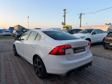Volvo S60 2012 1.6L Benzină
