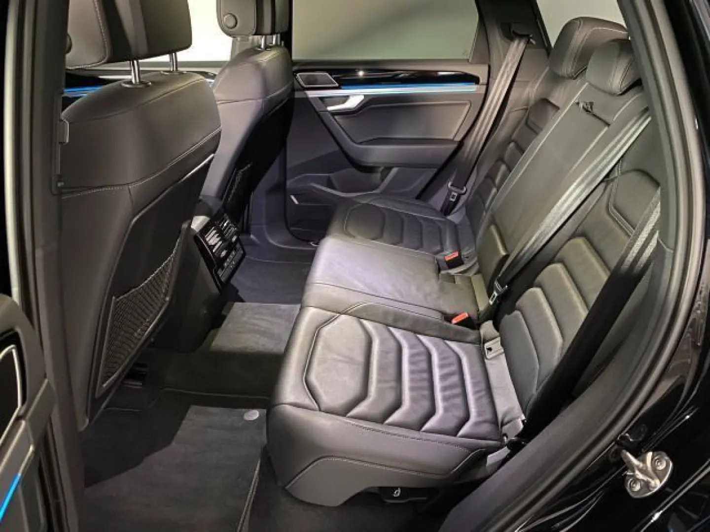 Touareg R-Line 3.0 V6 TDI 4Motion LEDER